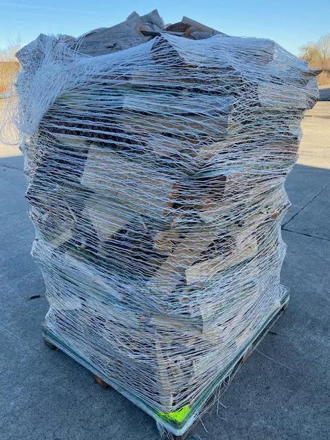 Bois de chauffage en épicéa - Séché à l'air My Wood Build Kit