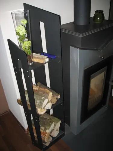 Étagère pour bois de cheminée