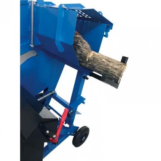 Scie circulaire Bexmann 700 à la prise de force du tracteur